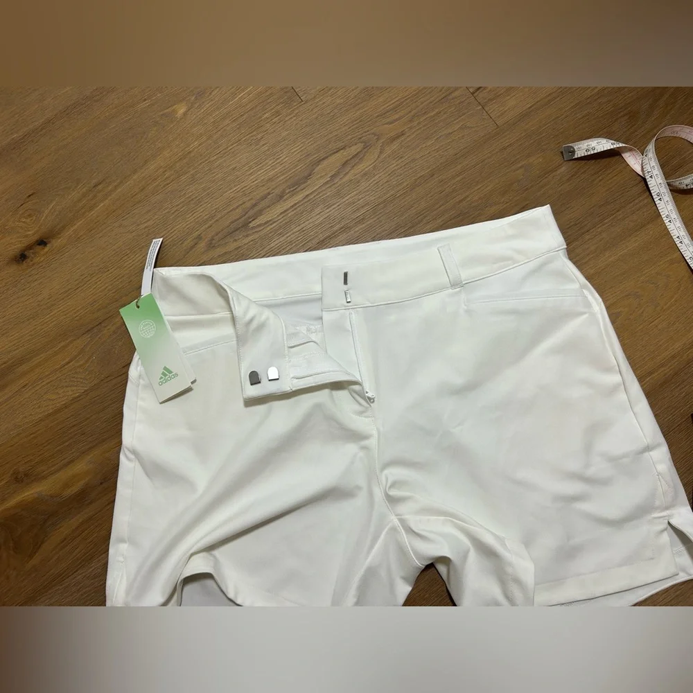 NWT Adidas white golf shorts women’s size 12 - Picture 6 of 11